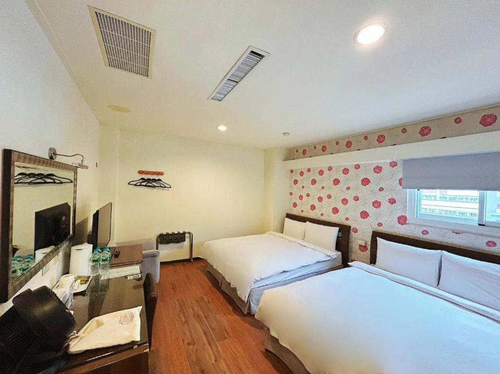 Trust Hotel Tainan Esterno foto