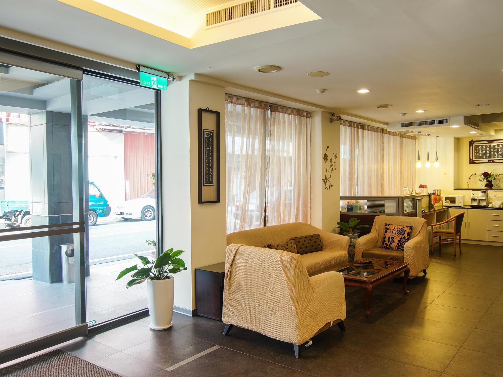 Trust Hotel Tainan Esterno foto